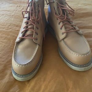 Red Wing heritage 6 inch Mocc boots